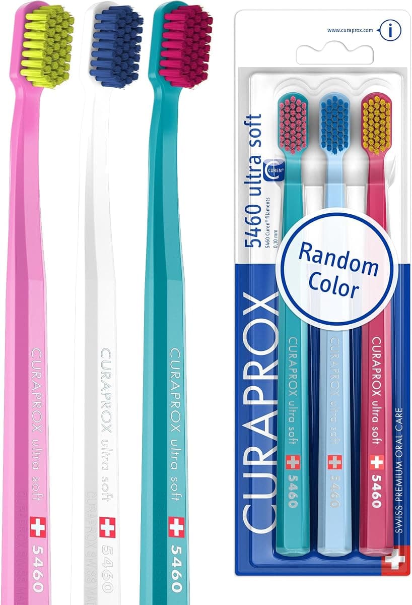 Curaprox Escova de dentes Ultrasoft 5460, pacote com 3 | Recomendado por dentistas, sensível para dentes e gengivas, remoção suave de placa, cabeça de escova angular, pacote múltiplo